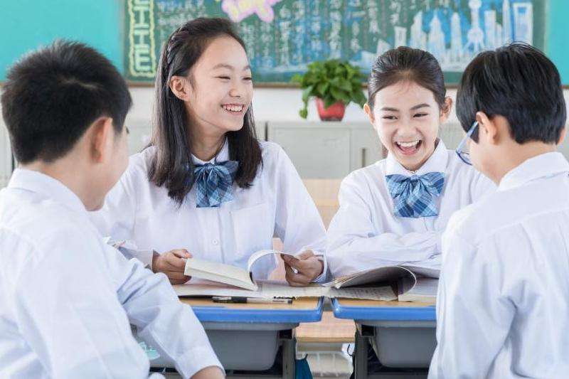 与朋友交流 Discord怎么与朋友语音聊天？